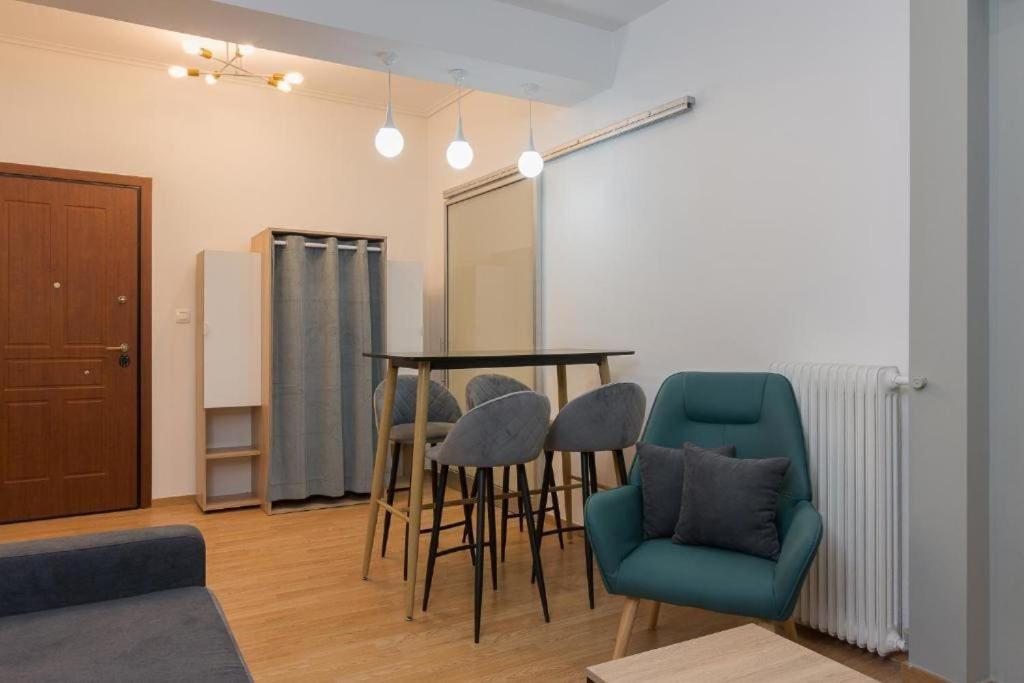 Fully Renovated 1 Bedroom Condo Athènes Extérieur photo