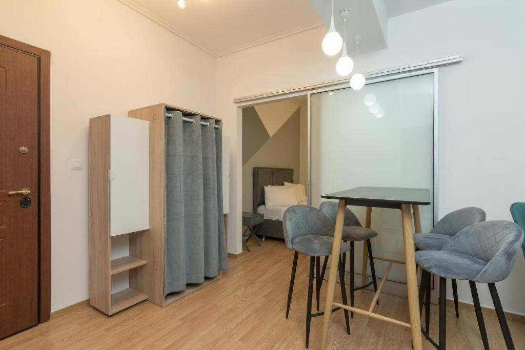 Fully Renovated 1 Bedroom Condo Athènes Extérieur photo